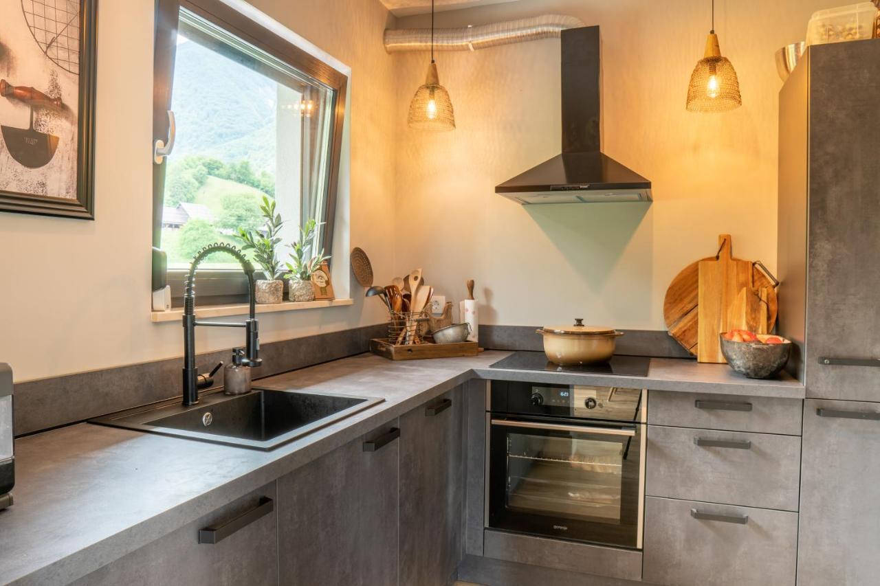 Hisa Lojz Apartment Zaga Ngoại thất bức ảnh